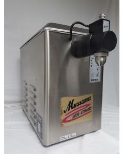 Gebruikte Mussana slagroommachine 4-liter BOY in NIEUWSTAAT !!!