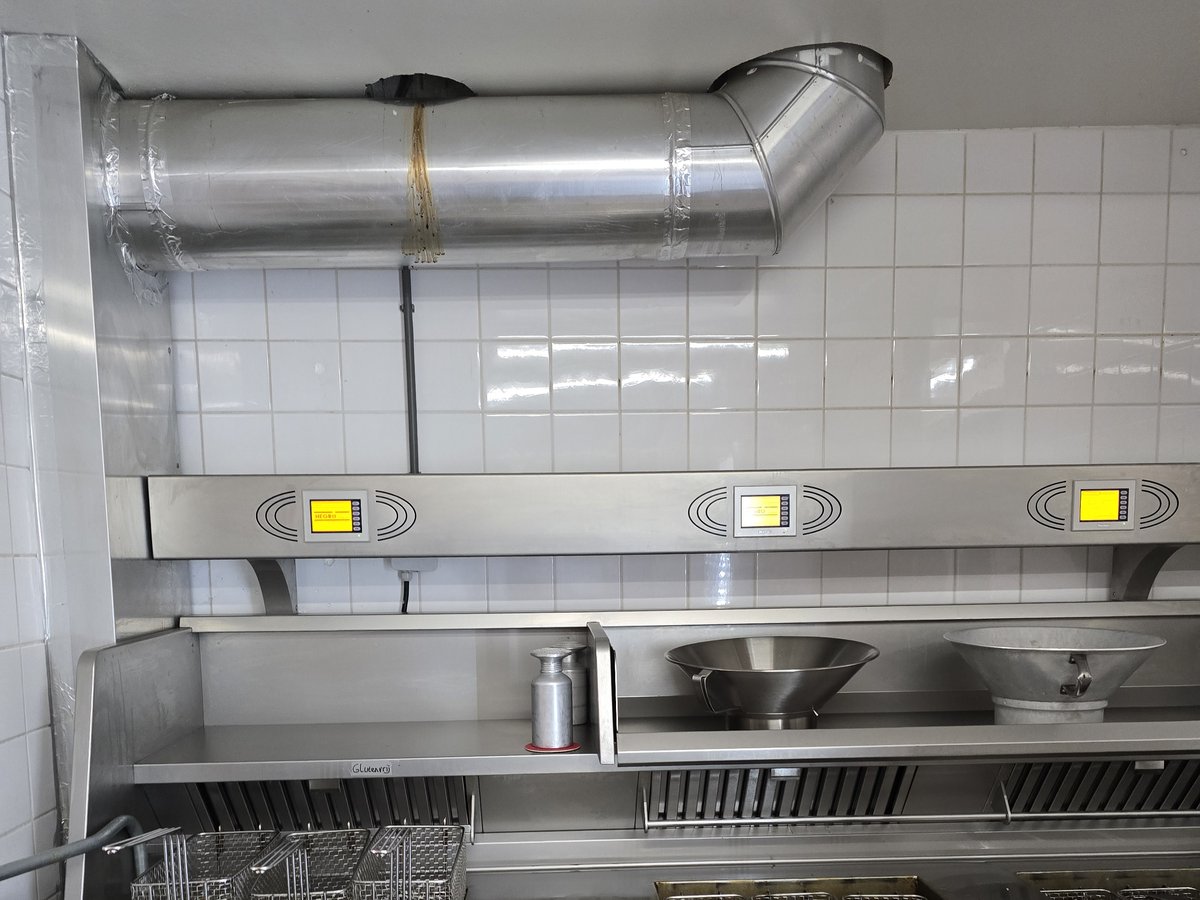Bakwand en frituur reinigen